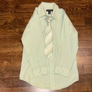 ✨Very Nice! Easter Edition!✨ 3 Dress Shirt size 7!